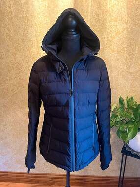 Michael Michael Kors Women’s Black Hooded Packable Down Blend Puffer Jacket M